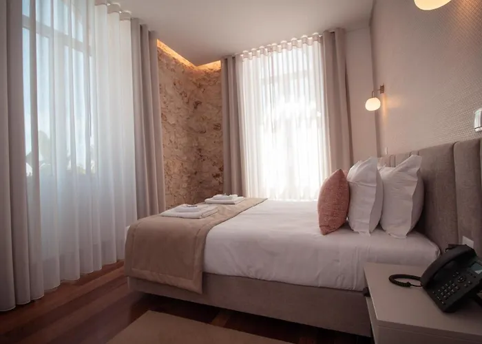 Отель Salmanha *